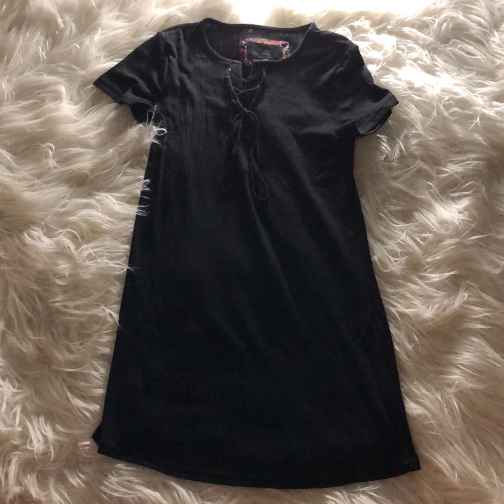 Short sleeve black mini dress
